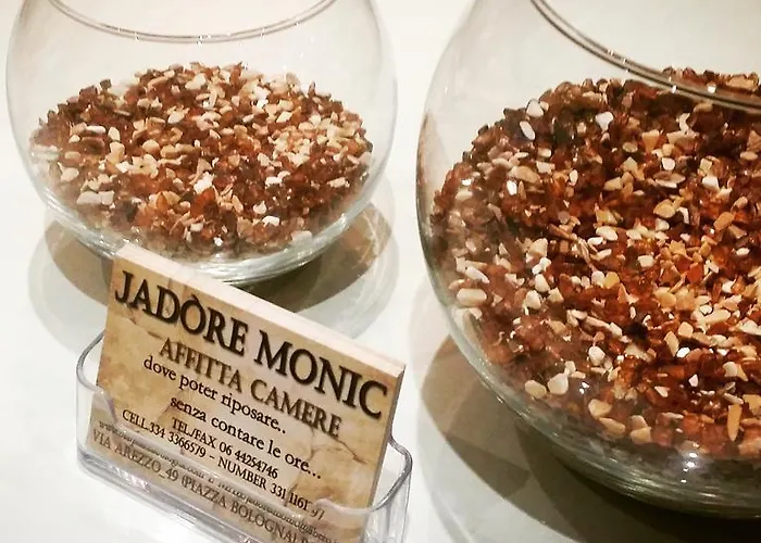 Jadore Monic